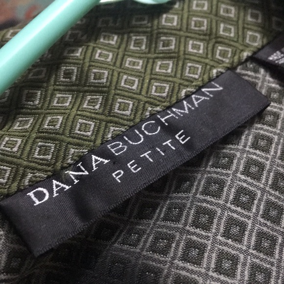 Dana Buchman Blazer Size 12P - Picture 2 of 10